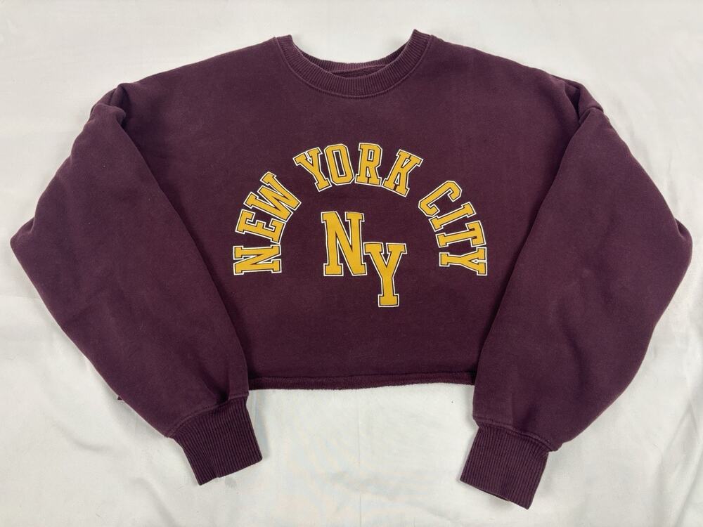 Hollister Women’s Size XS Maroon New York City Cropped Sweatshirt Preppy